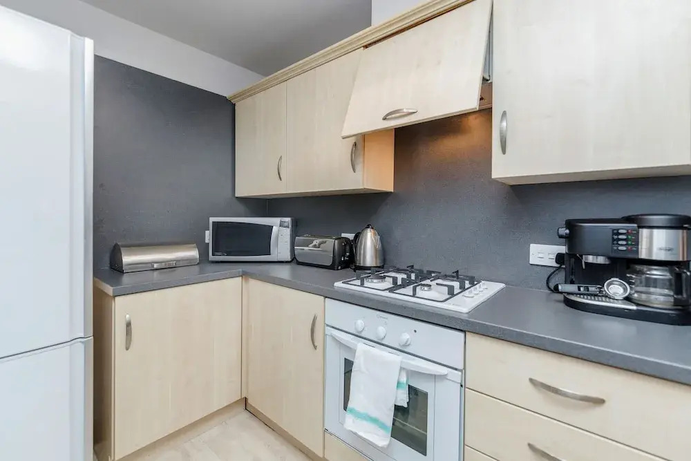 Hoxton 2 Bed Apartment by BaseToGo