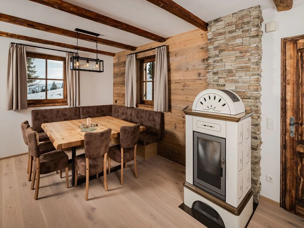 Lovely Chalet in Weißpriach Near Ski Lift