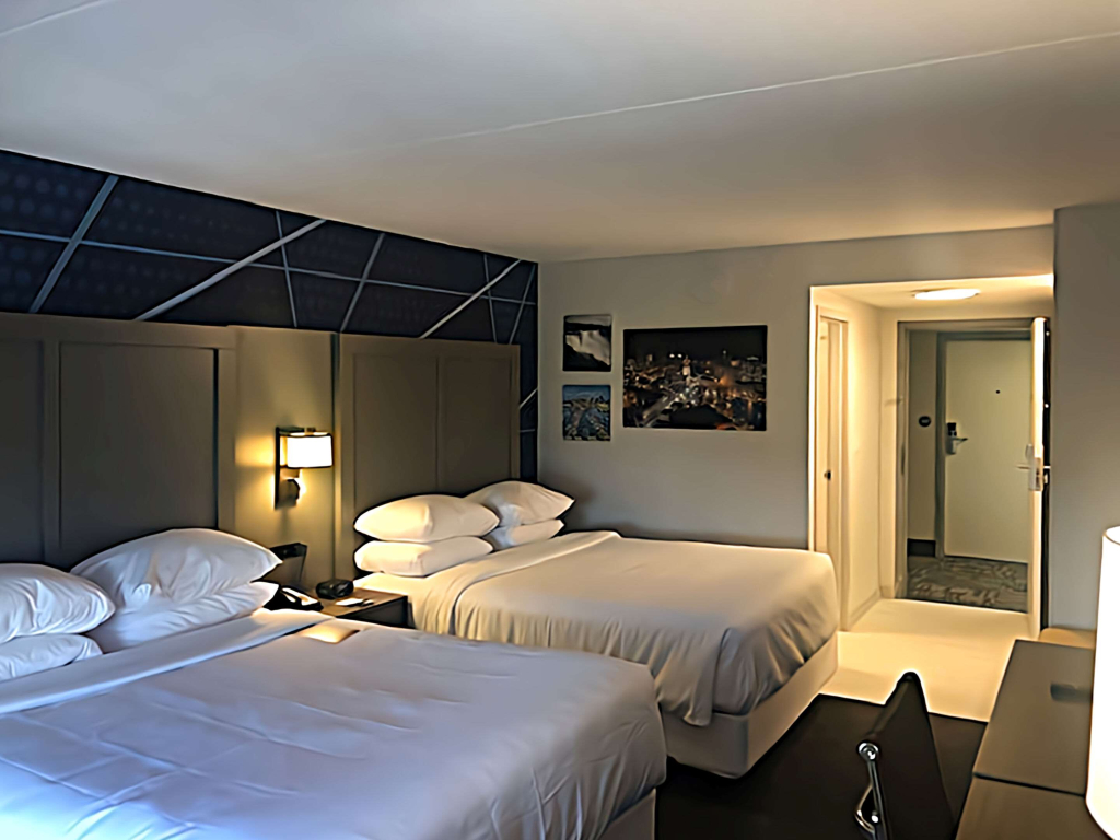 Comfort Inn & Suites Buffalo Airport
