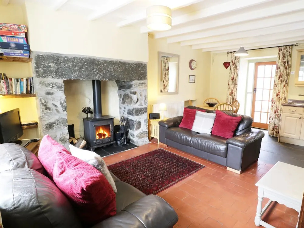 Summerhill Tanyrhos