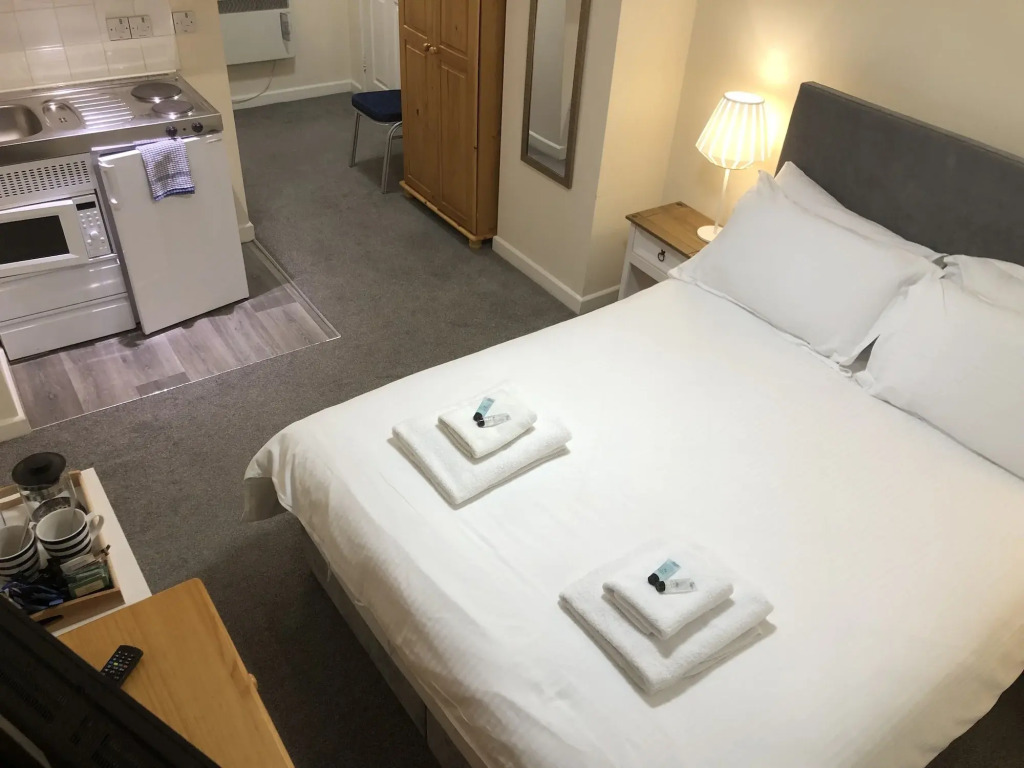 Royal Ashton Hotel