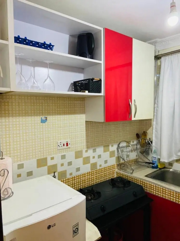 Lux Suites Boujee Homes Utawala