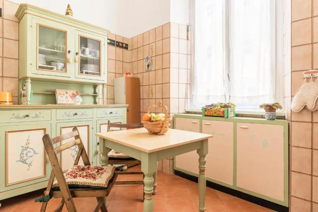 Flower'S Market Apartment - Charme Homes