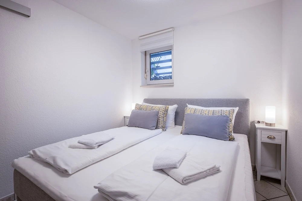 Awad‘s White Apartment