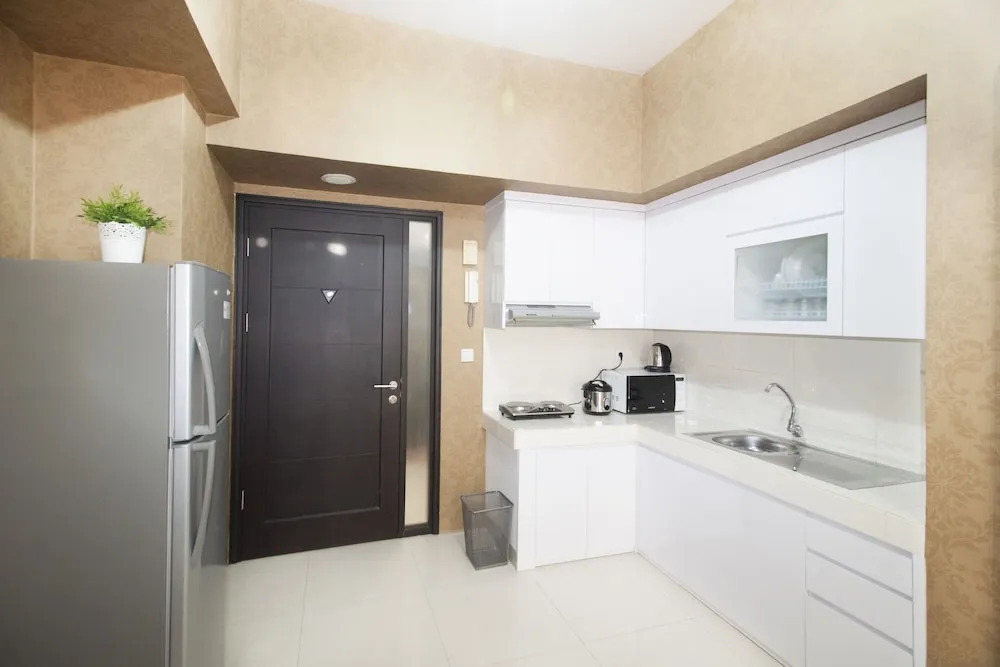 1 Bedroom Ambassade Residence By Travelio