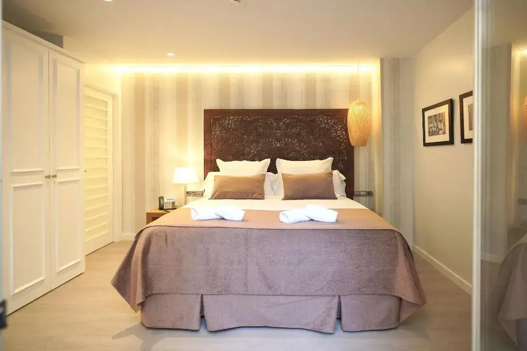 Serennia Fira Gran Via Exclusive Rooms