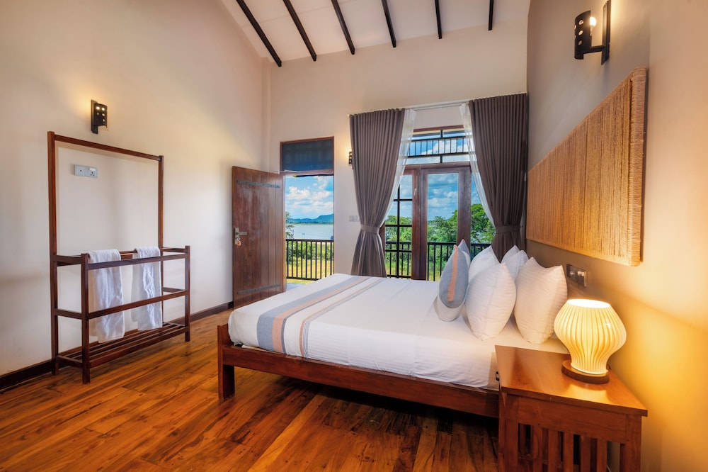 Serene Park Hotel By Ark