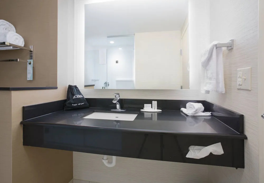 Fairfield Inn & Suites by Marriott Burlington