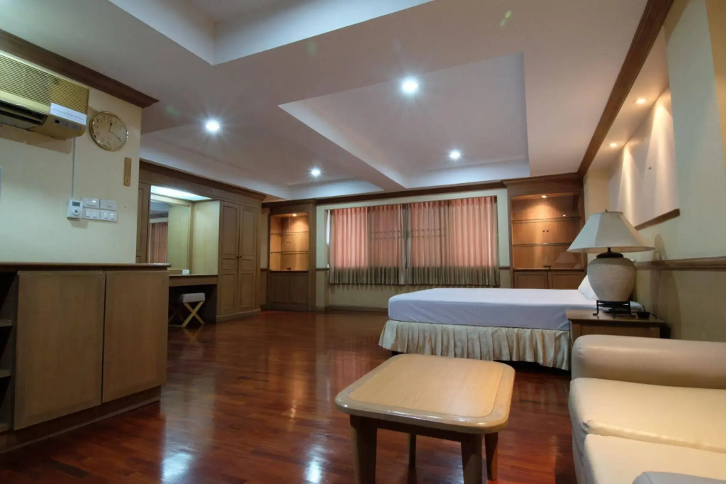 Alameda Suites Hotel