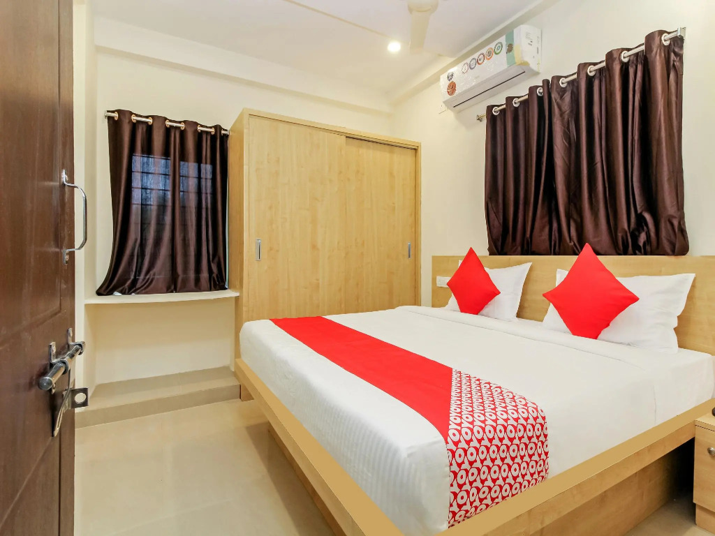 OYO 37762 P Homes