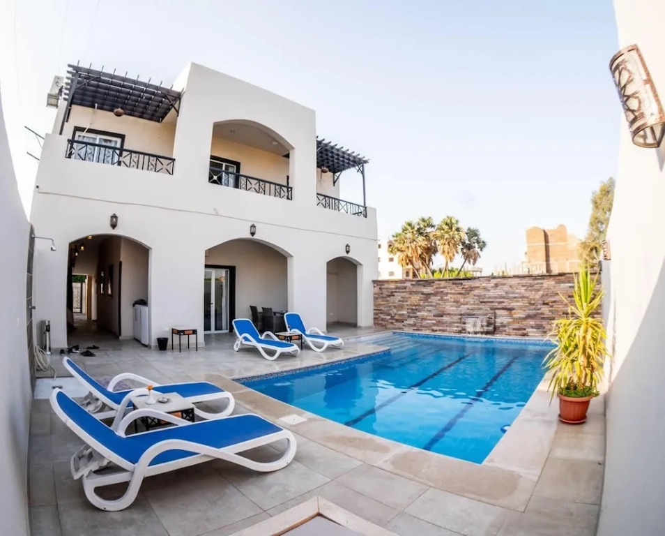 Royal Home Villa Apartment