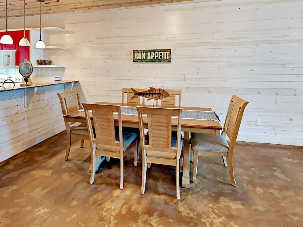 The Commons #403 - Three Bedroom Townhome