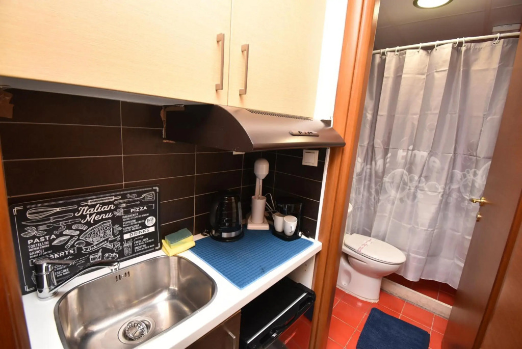 Central And Comfortable Apartment Thessaloniki