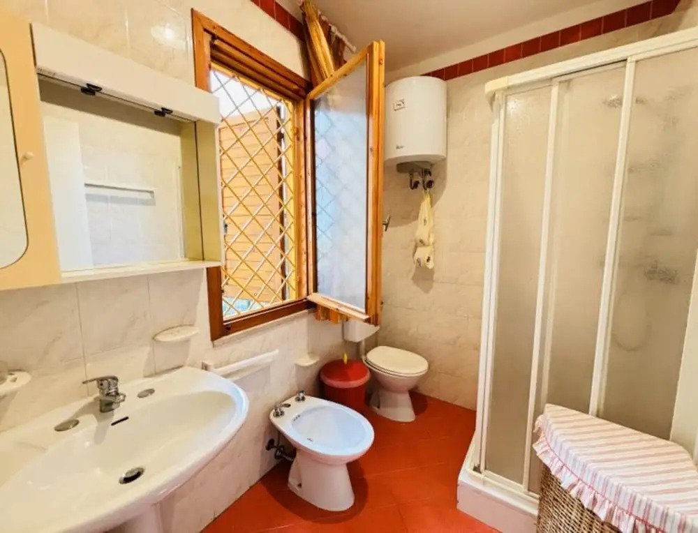 Spacious Flat With Private Garden