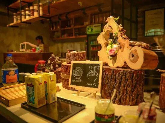 V8 Yiju Hotel (Guangzhou Railway Station)