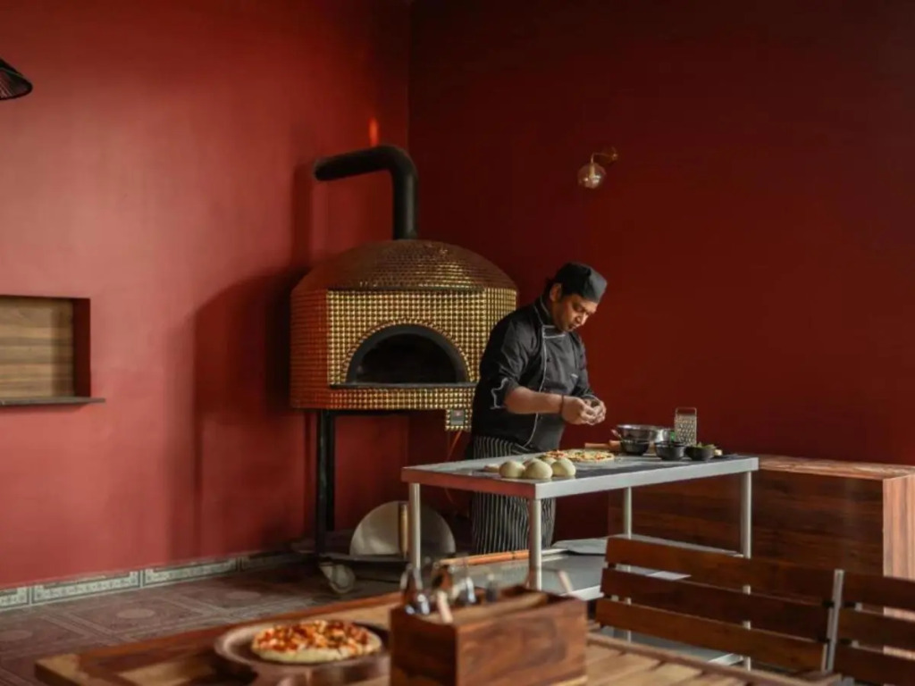The Hosteller Goa, Mandrem