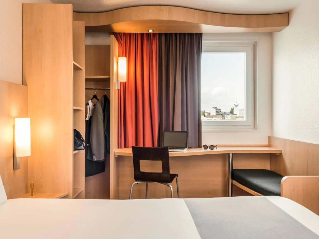 Hotel Ibis Paris Porte de Bagnolet