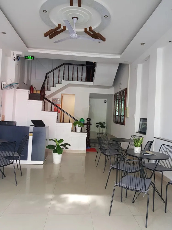Elly Apartment