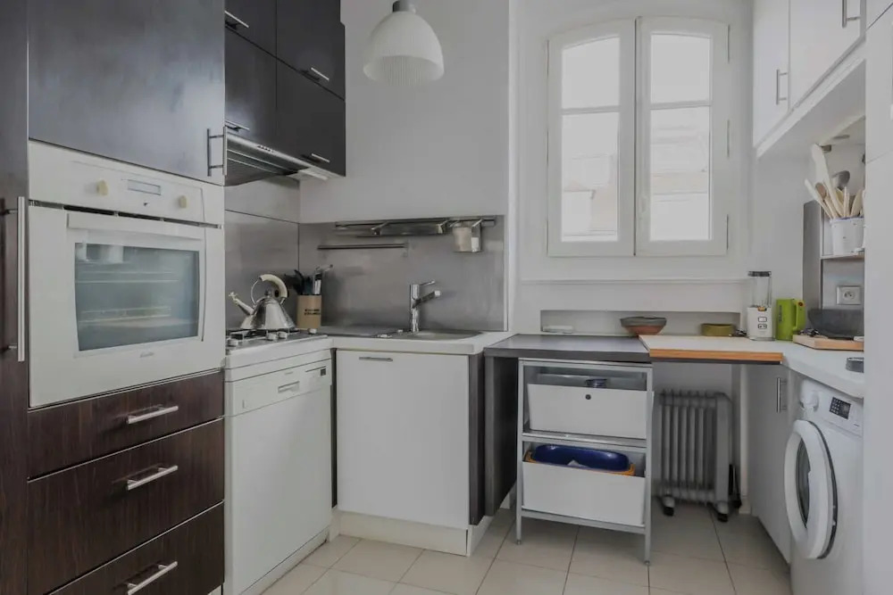 Magnificent Apartment- 2br/4p- Near Sacre-coeur