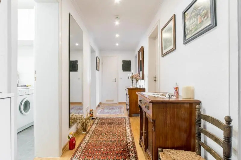 6560 Private Room