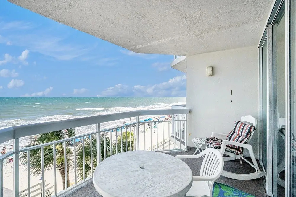 0307 Waters Edge Resort 1 Bedroom Condo by RedAwning