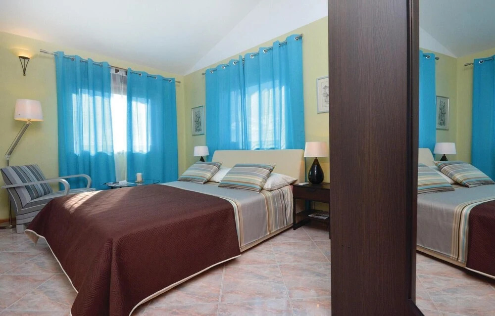 Gorgeous Home In Kastel Novi
