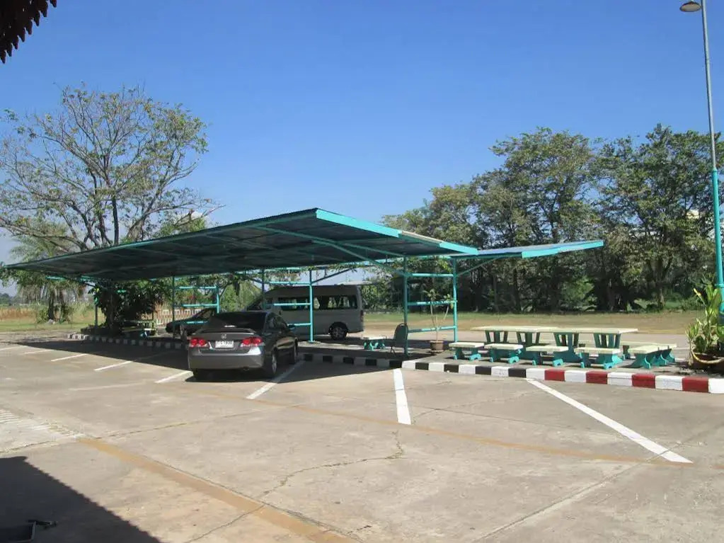 Royal Jommanee Hotel