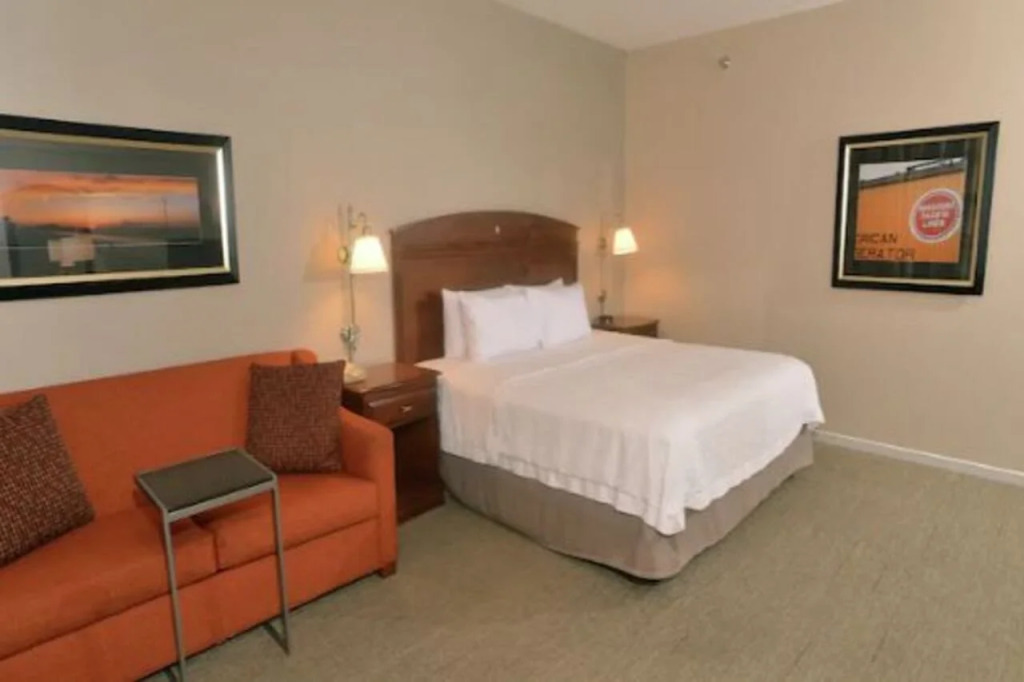 Hampton Inn Springfield-South