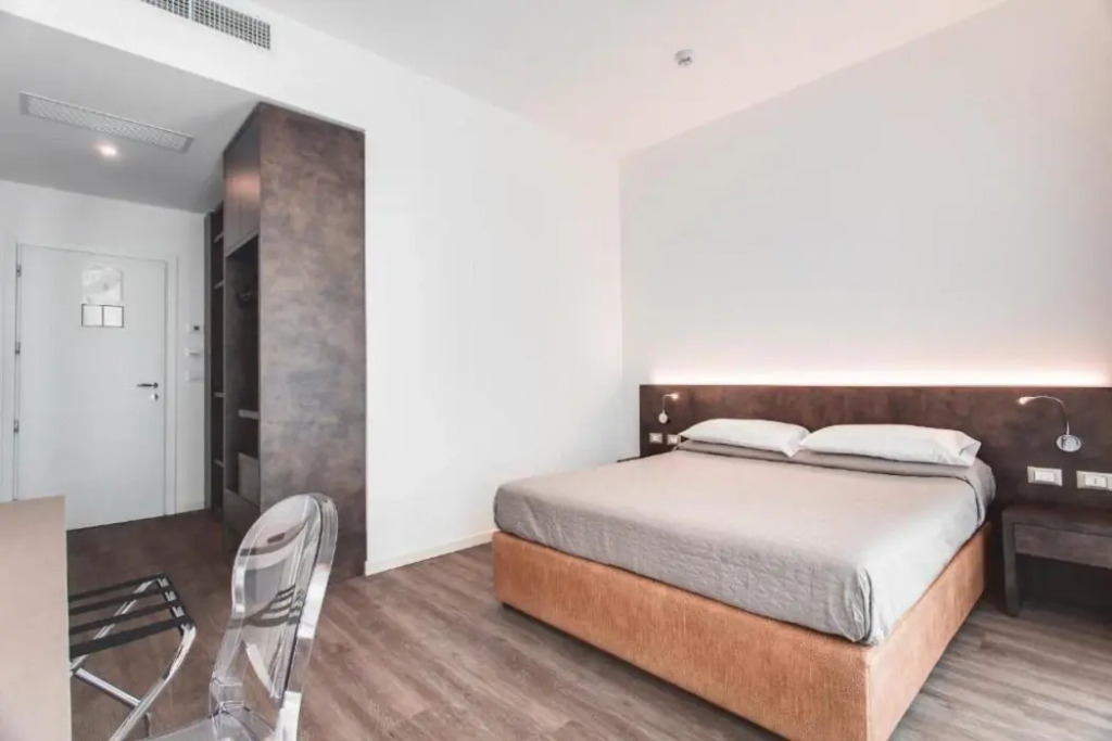 Hotel Nadir