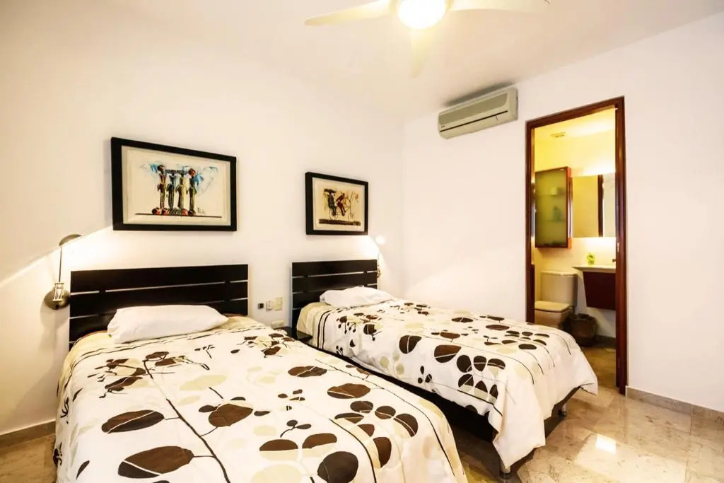 Canoeing Penthouse 3B at Downtown Playa del Carmen