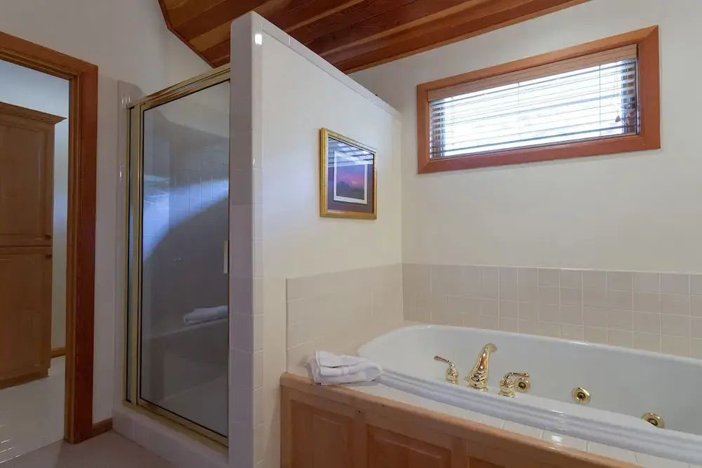 Double Eagle at Deer Valley Resort - Three Bedroom Condo with Hot Tub #17 3 Condo