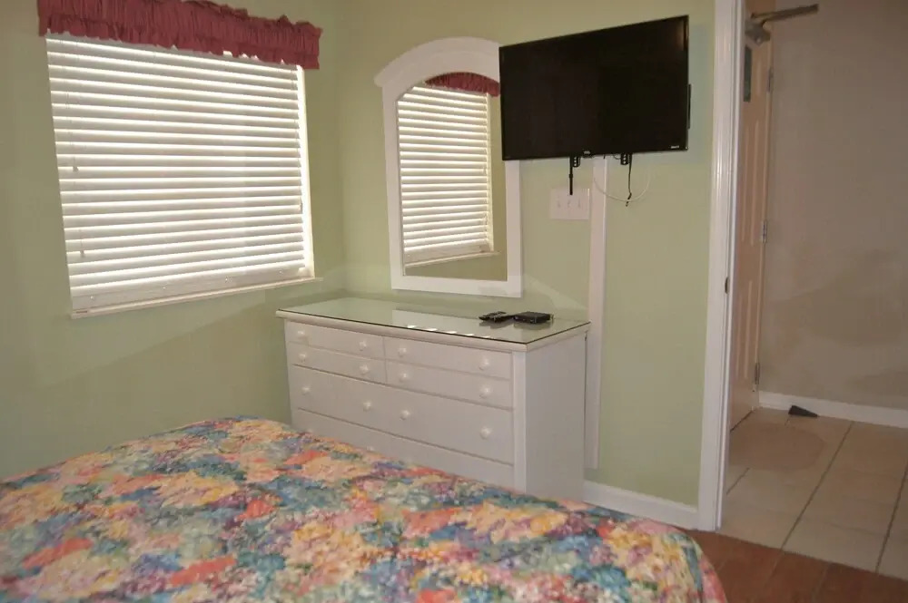 Sunrise Pointe 4F by RedAwning