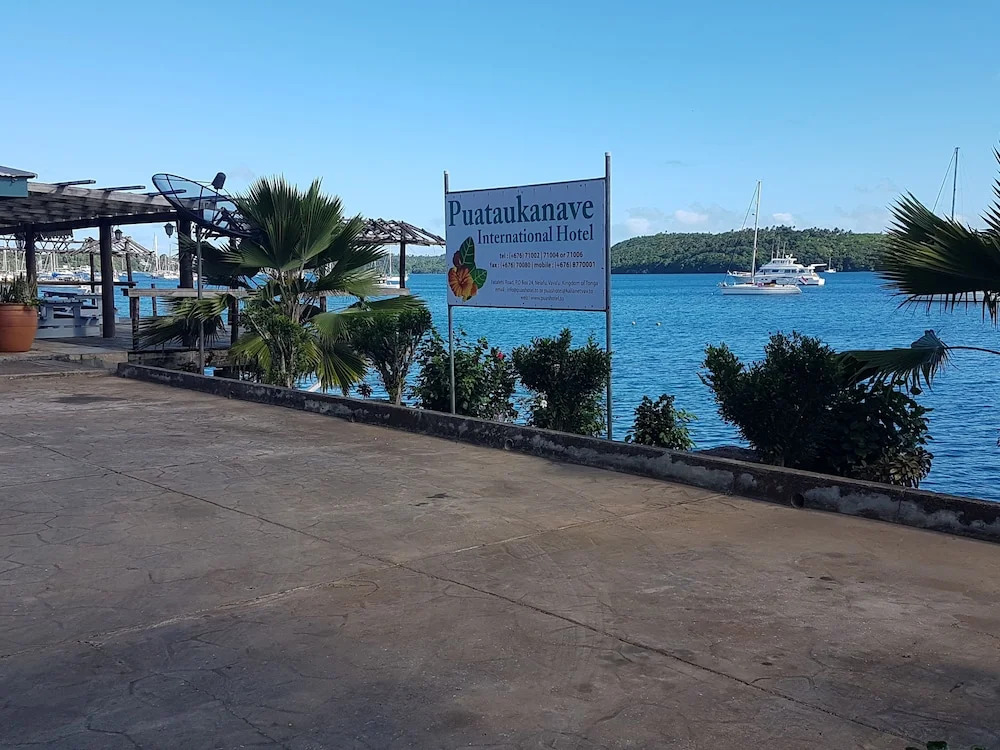 Puataukanave International Hotel