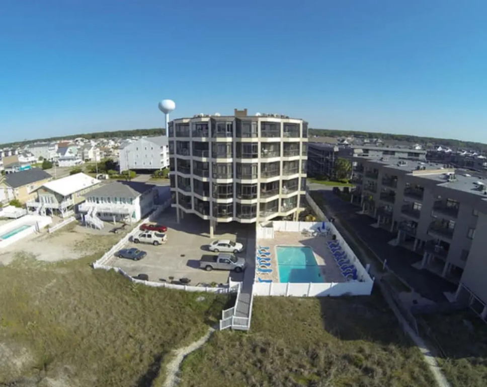 Sedgefield by Elliott Beach Rentals