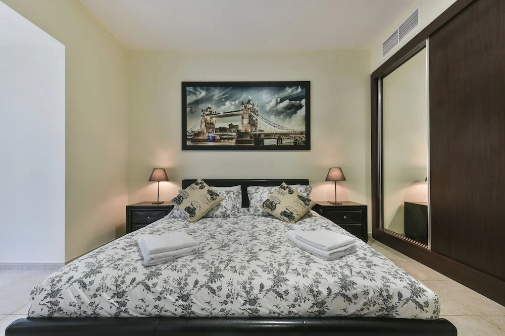Holidays Are Us-Holiday Homes-Marina Elite