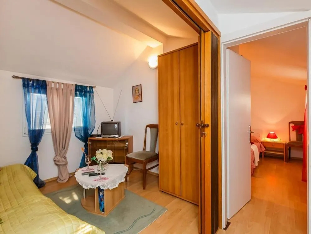 Apartments Roda