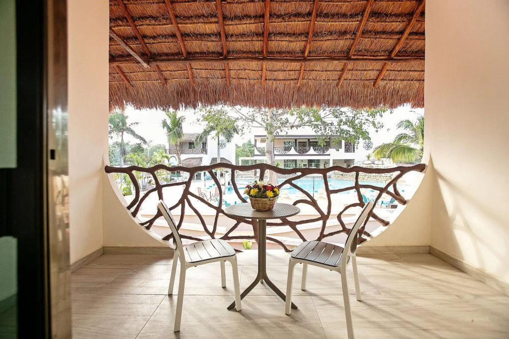 Casa Kaoba Hotel & Suites