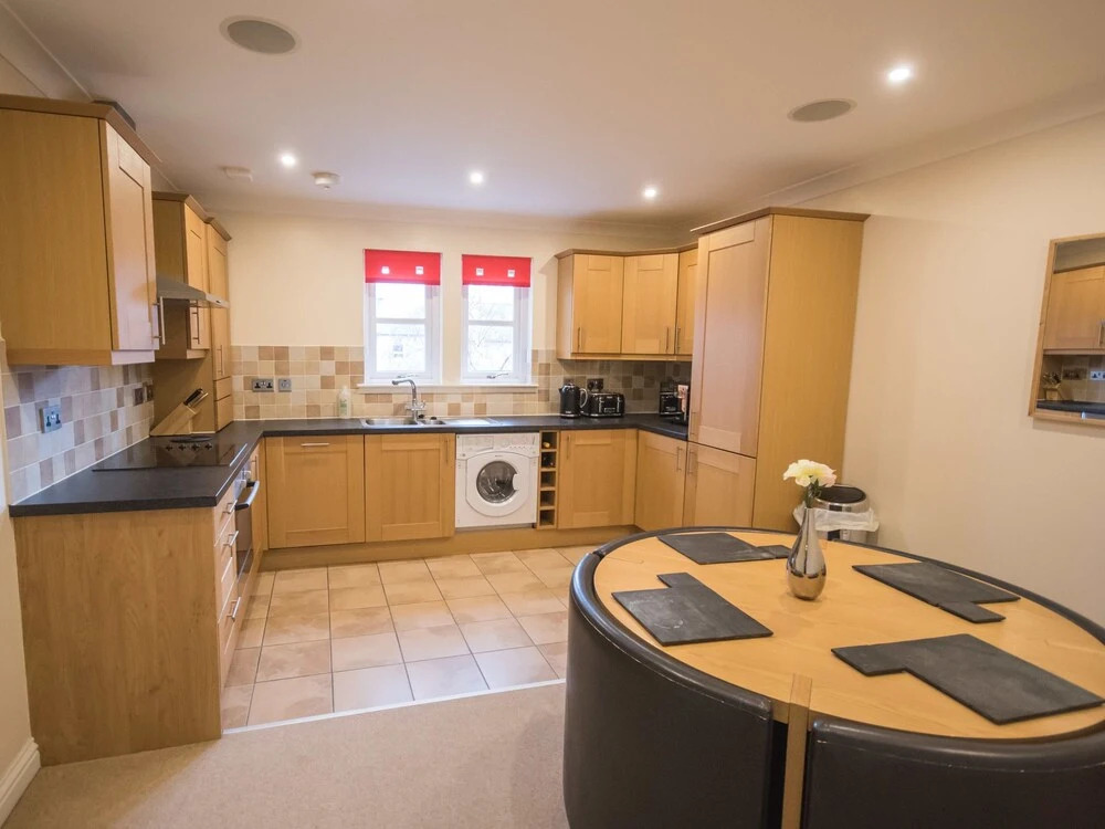 Crown Luxury Serviced Apartments