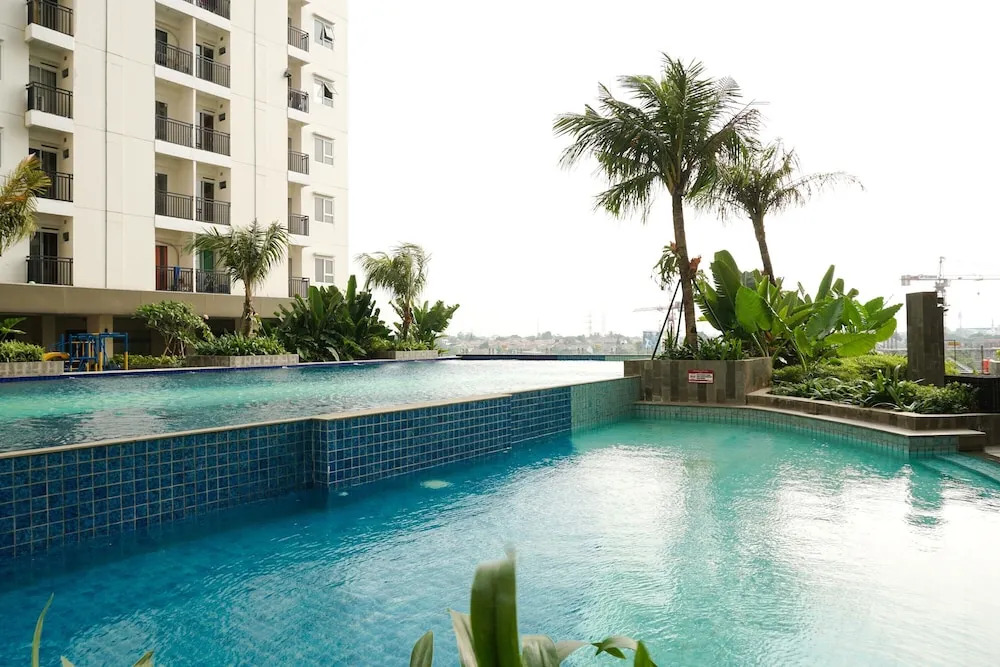 Homey and Comfy Studio Cinere Resort Apartment