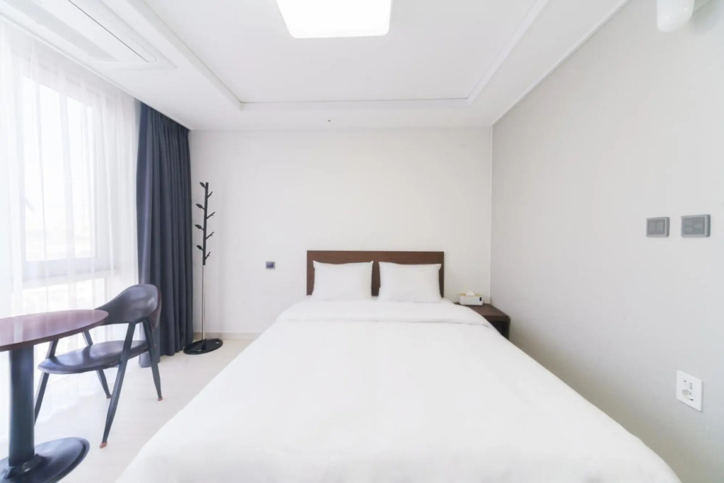 The Venezia Suite Hotel