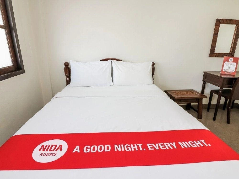 Nida Rooms Moon Muang Sriphum Minimal