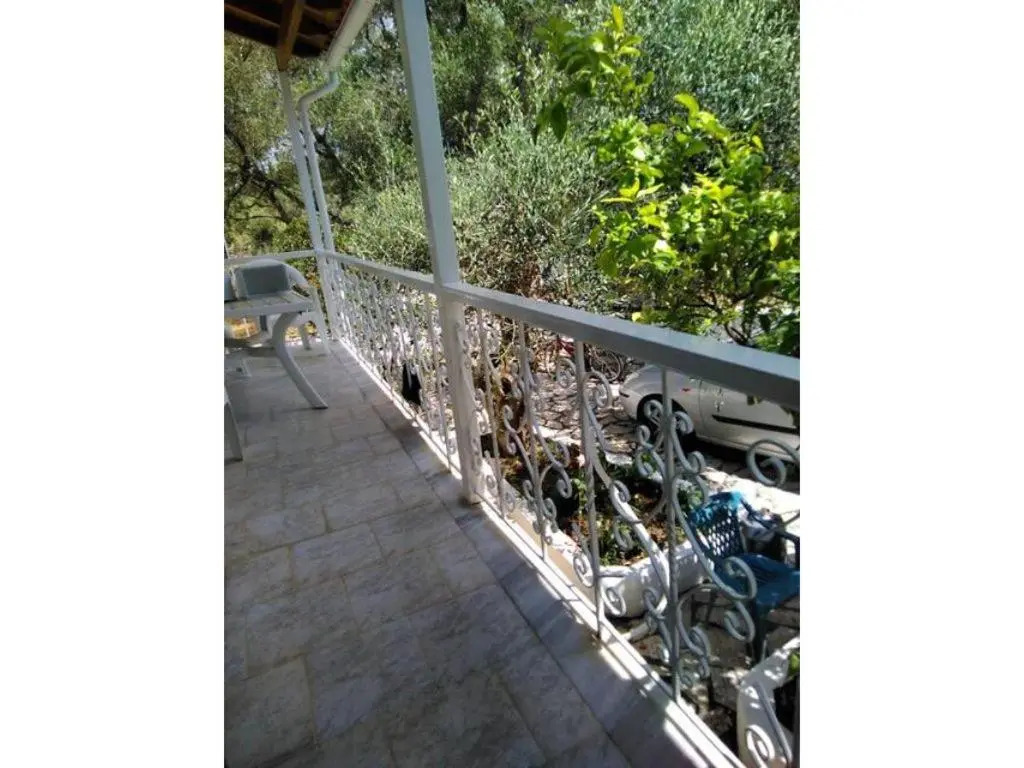 The Green Cottage 1