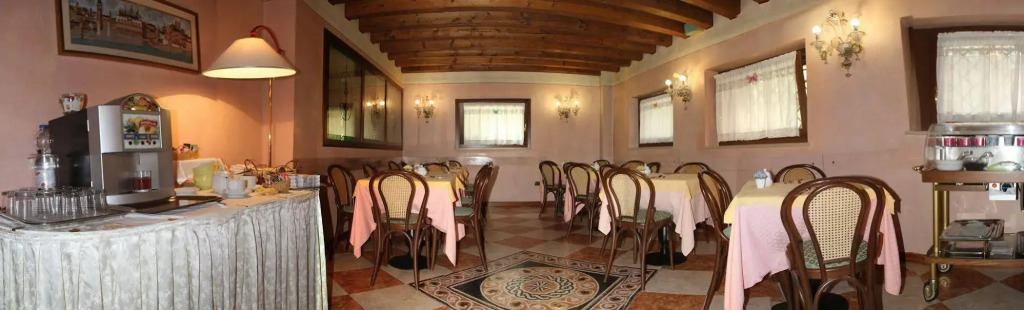 Hotel Antico Moro