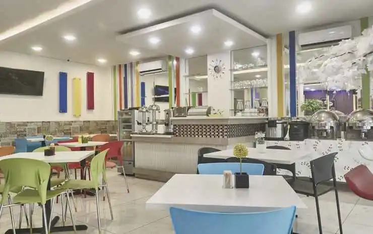 Hotel Sanrina