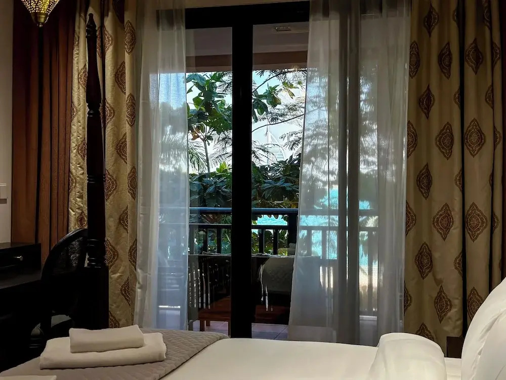 Resort Apartments - Royal Amwaj South