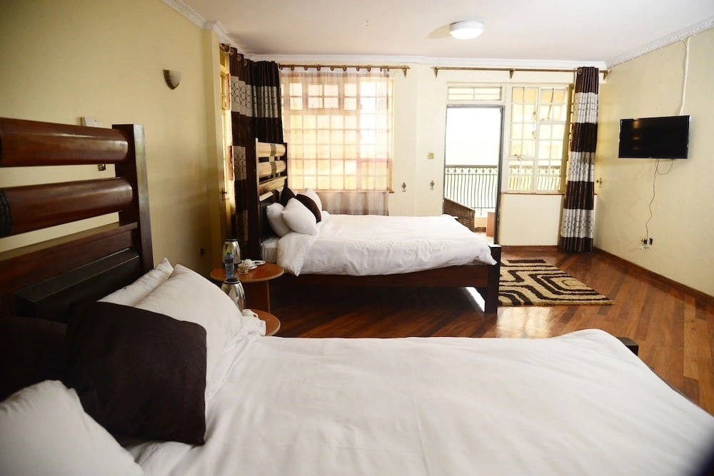 Karen Inn & Suites