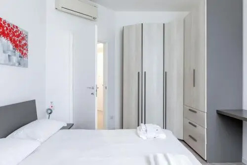 Piazza De Angeli M1 Comfortable Flat With Balcony
