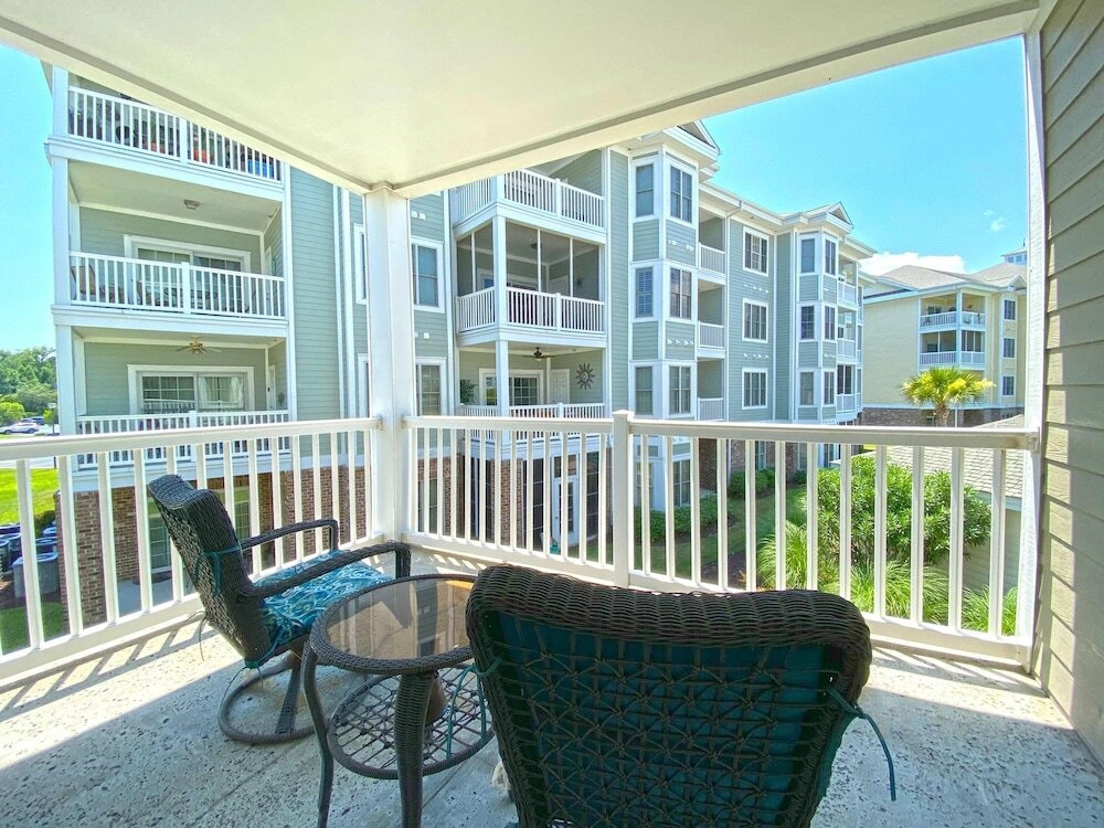 Magnolia Pointe Three-bedroom Apartment 201-4821