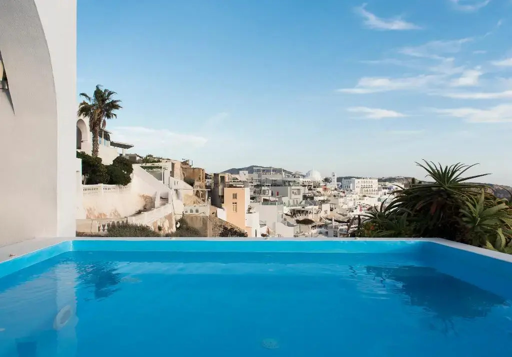Kastro Suites