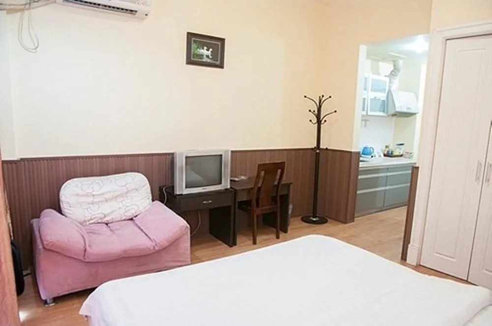 Nanqiaolijia Buisiness Hotel